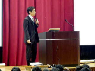 平成26年開講記念式典講演01