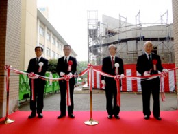 八角堂テープカット式典01
